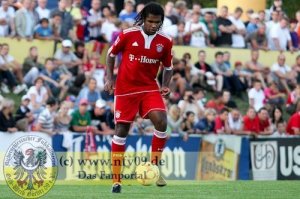 BRENO - FC Bayern M�nchen