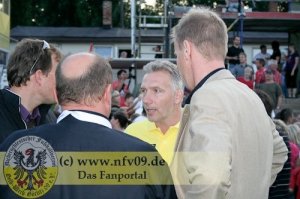 nfv09-fcbayern-muenchen-nachspiel-zuschauer-158