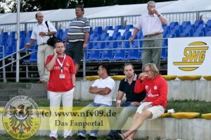 nfv09-fcbayern-muenchen-nachspiel-zuschauer-162