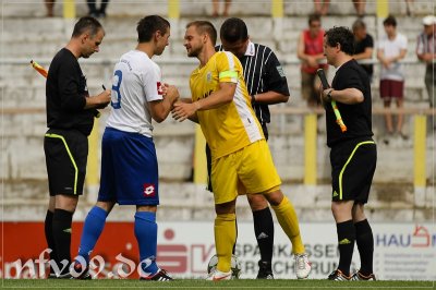 NFV GELB-WEISS GRLITZ 09 - BSG STAHL RIESA 5:4 (2:3)