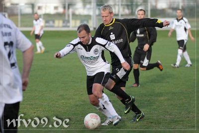 SV POST GERMANIA BAUTZEN - NFV GELB-WEISS G�RLITZ 09 (II.) 1:2 (0:1)