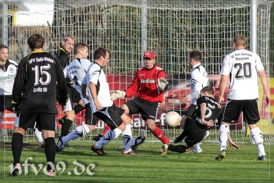 SV POST GERMANIA BAUTZEN - NFV GELB-WEISS G�RLITZ 09 (II.) 1:2 (0:1)