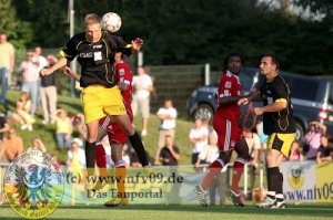 nfv09-fcbayern-muenchen-halbzeit1-245